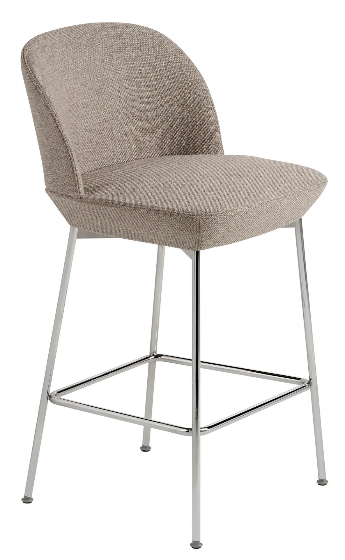 Oslo Barhocker von Muuto, H 65 cm, mit beigem Stoffbezug und Chromgestell.